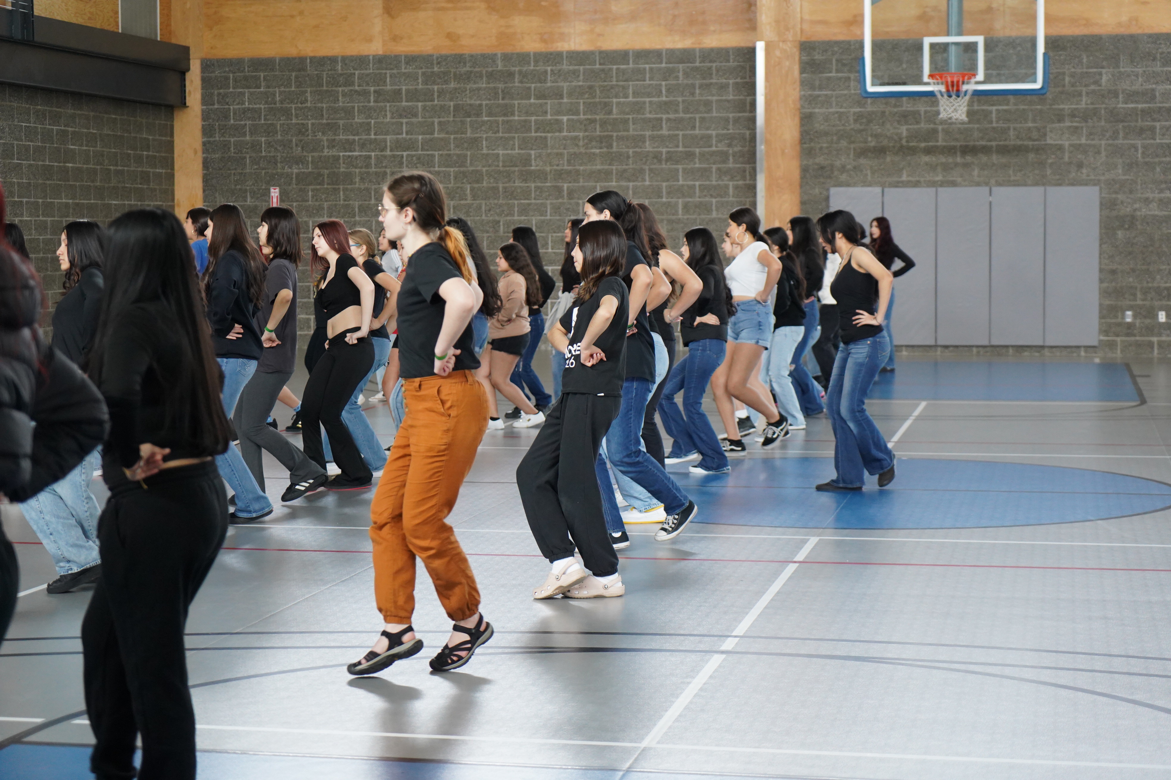 Image from 2025 Mariachi Workshops at WVC folklorico dancers