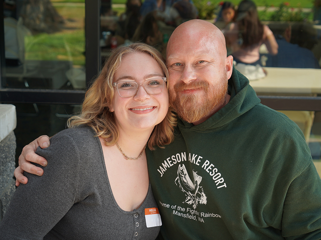 Parent with WVC student at orientation